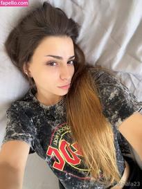 What's the name of this pornstar?