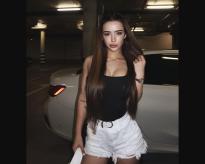 What's the name of this pornstar?