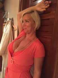 What's the name of this pornstar?