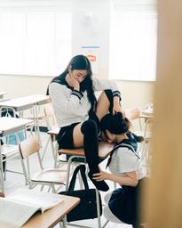 Is this a porn videos or just a pic of some lesbian schoolgirls ! Share link if porno 