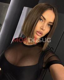 What's the name of this pornstar?