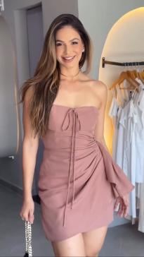 insane hot long legged girl YouTube