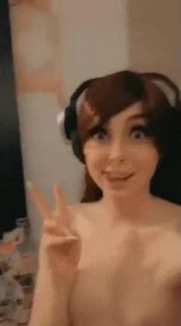 What's the name of this pornstar?