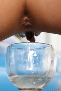 What's the name of this pornstar?