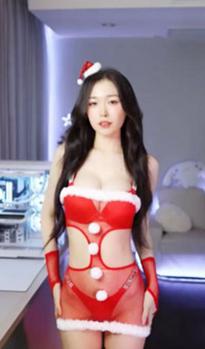 What's the name of this pornstar?