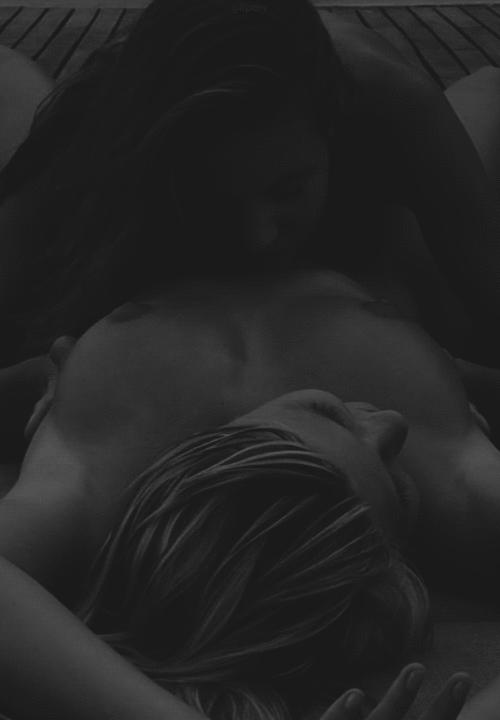 What are these girls names? Whats the name of the scene? 