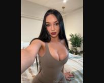 What's the name of this pornstar?