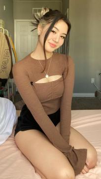 Whats this girl name? Source?