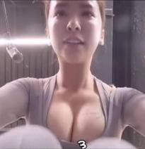 What's the name of this pornstar?