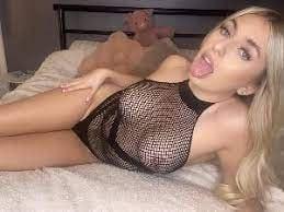 What's the name of this pornstar?