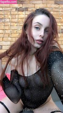 What's the name of this pornstar?