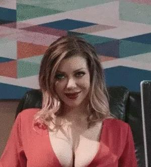 Karma Rx - https://www.thenude.com/_43149.htm (found with @filth_finder_bot)