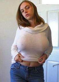 What's the name of this pornstar?