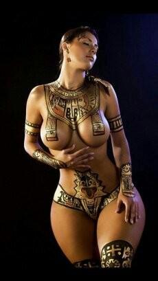 What's the name of this pornstar?