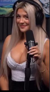 What's the name of this pornstar?