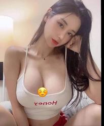 What's the name of this pornstar?