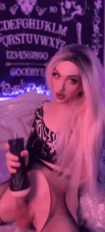 What's the name of this pornstar?