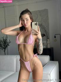 What's the name of this pornstar?
