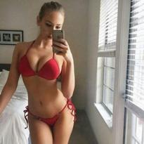 What's the name of this pornstar?