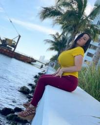What's the name of this pornstar?