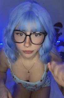 What's the name of this pornstar?