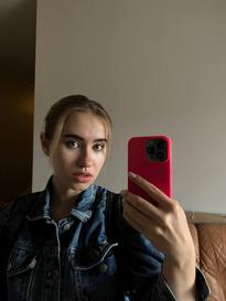 What's the name of this pornstar?