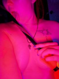 What's the name of this pornstar?