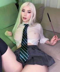 What's the name of this pornstar?