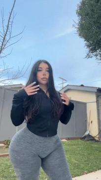 What's the name of this pornstar?