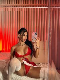 What's the name of this pornstar?