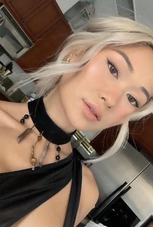 Whats this girl name? Source? Full photoshoot?