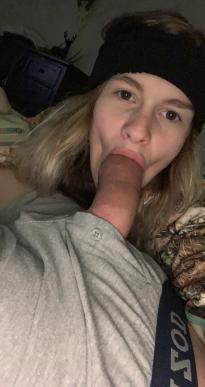 What's the name of this pornstar?