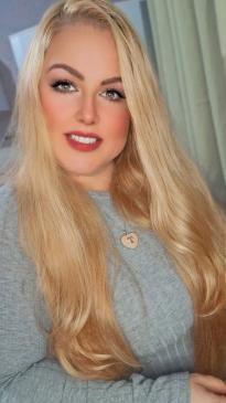 Sidney Bristol (Author)
https://www.facebook.com/Sidney.Bristol.Romance.Author/