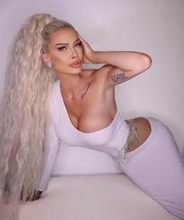 Adina Tatiana - https://www.instagram.com/adina.tatiana/