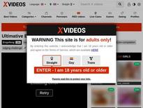 Girl that appeared 1423 on this videowhats the name of her?