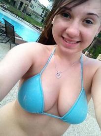 What's the name of this pornstar?