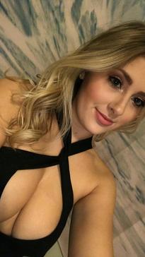 What's the name of this pornstar?