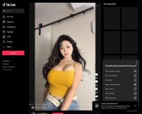 What's the name of this pornstar?