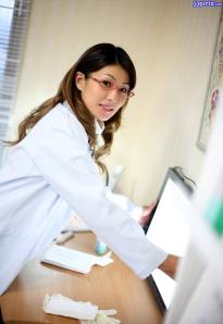 What's the name of this pornstar?