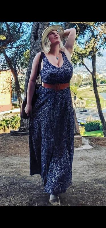 Who is this hot blonde with the massive rack?