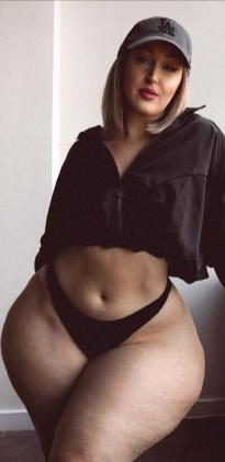 What's the name of this pornstar?