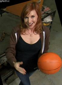 What's the name of this pornstar?