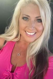 What's the name of this pornstar?