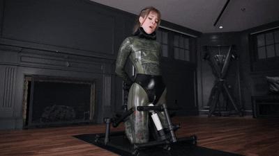 scene https://fetishfemdom.adult/reflectivedesire-2024-10-03-between-a-cocka-hard-place/
