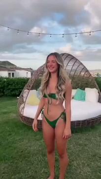 What's the name of this pornstar?