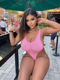 What's the name of this pornstar?