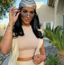 What's the name of this pornstar?