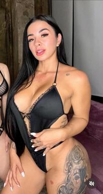What's the name of this pornstar?