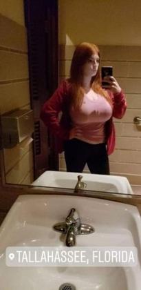 What's the name of this pornstar?