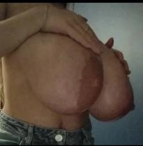 What's the name of this pornstar?